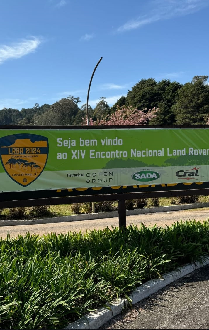 Encontro de pessoas que gostam da marca Land Rover em Campos do Jordão